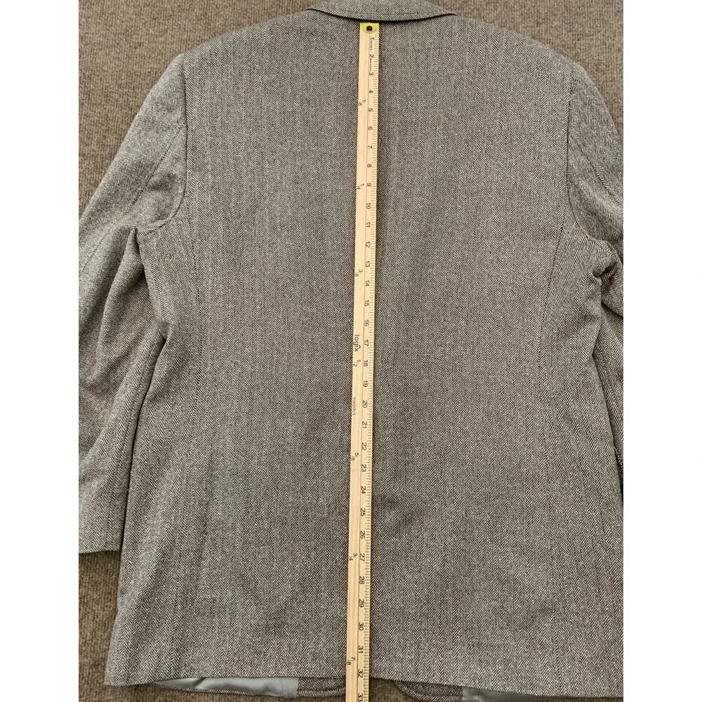 Vintage Jos A Bank Blazer Mens 44R Wool Herringbone Tweed USA Jacket Sportcoat